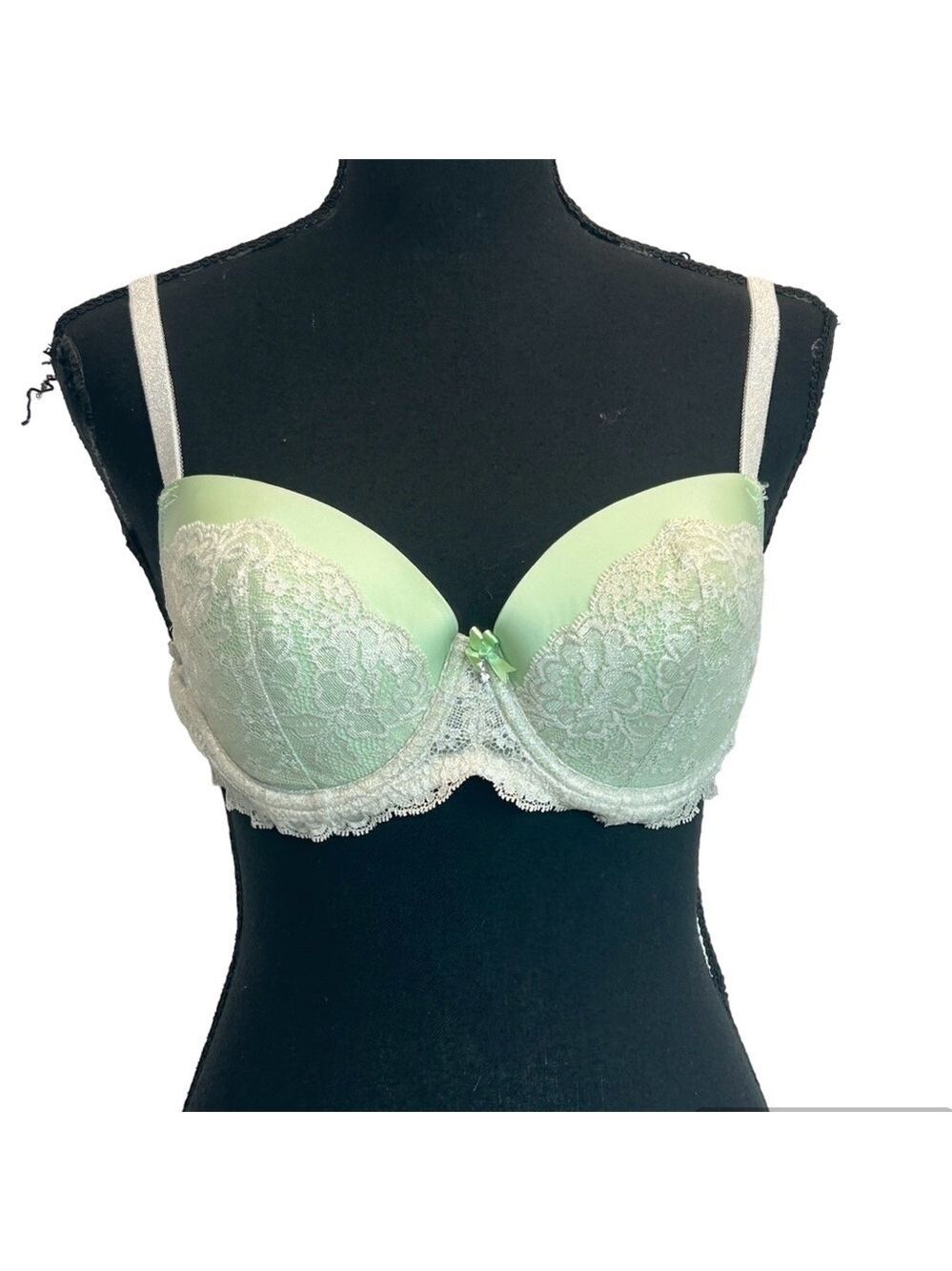 Victoria’s Secret dream angels light pastel mint green lace bra lined demi 36C